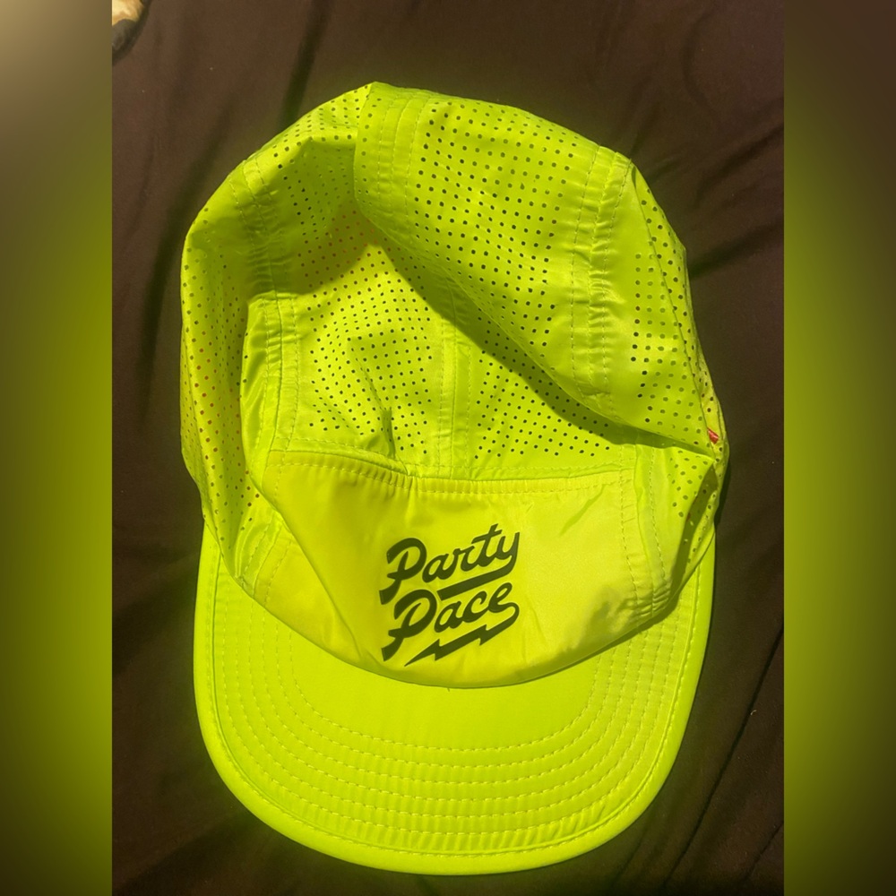 Rnnr athletic running hat